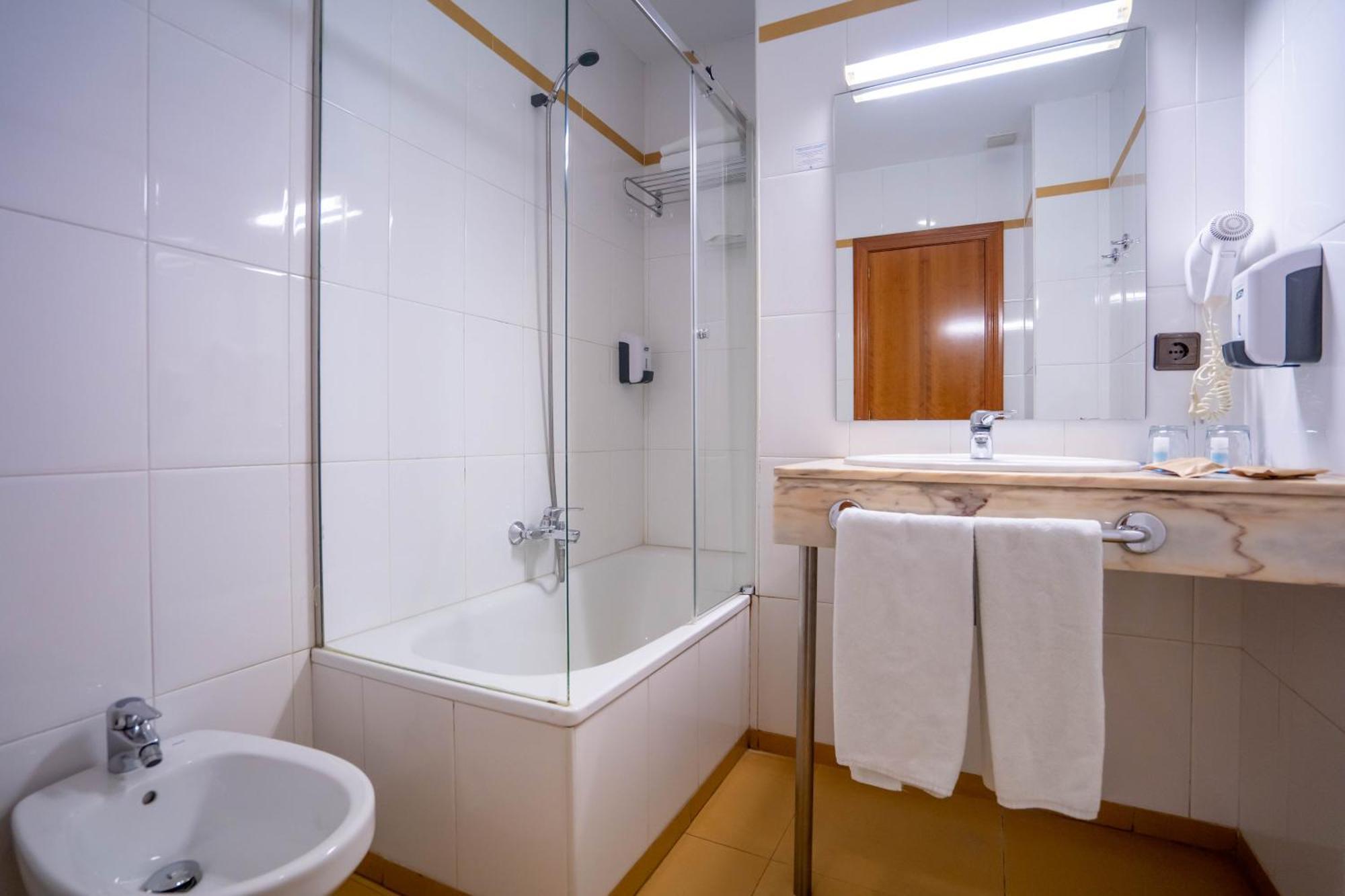 Yit Conquista De Toledo Hotel Ngoại thất bức ảnh