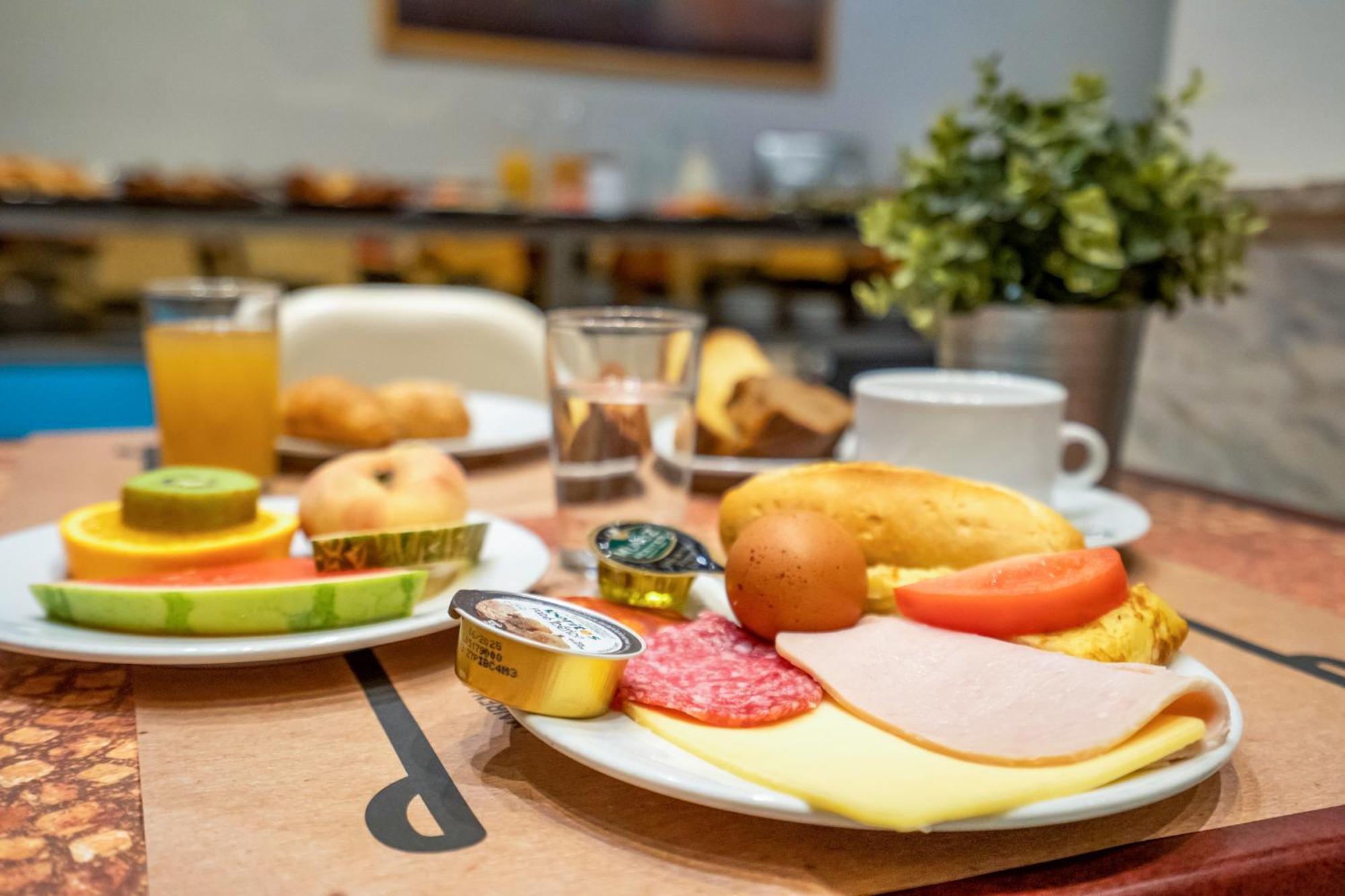 Yit Conquista De Toledo Hotel Ngoại thất bức ảnh