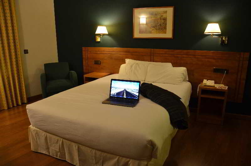 Yit Conquista De Toledo Hotel Ngoại thất bức ảnh